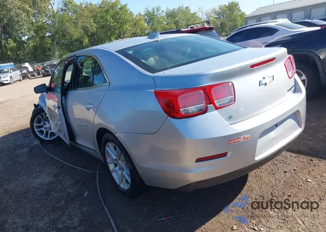 2015 Chevrolet Malibu 1Lt z USA, uszkodzony, nr VIN 1G11C5SL0FF184905